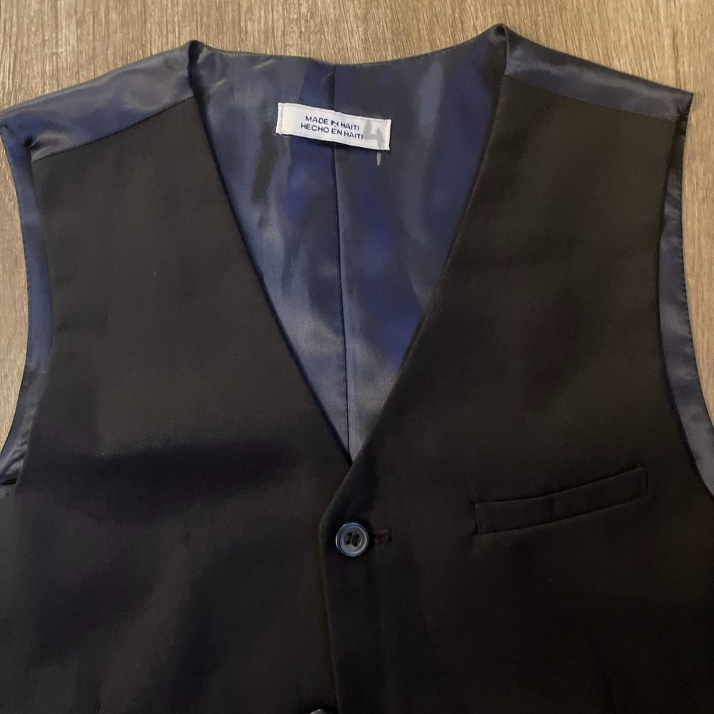 Boys Vest Black - Picture 3 of 3